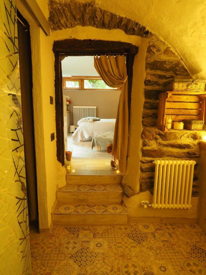 Grange Epiney Bed E Breakfast Acomodação com café da manhã La Salle Exterior foto