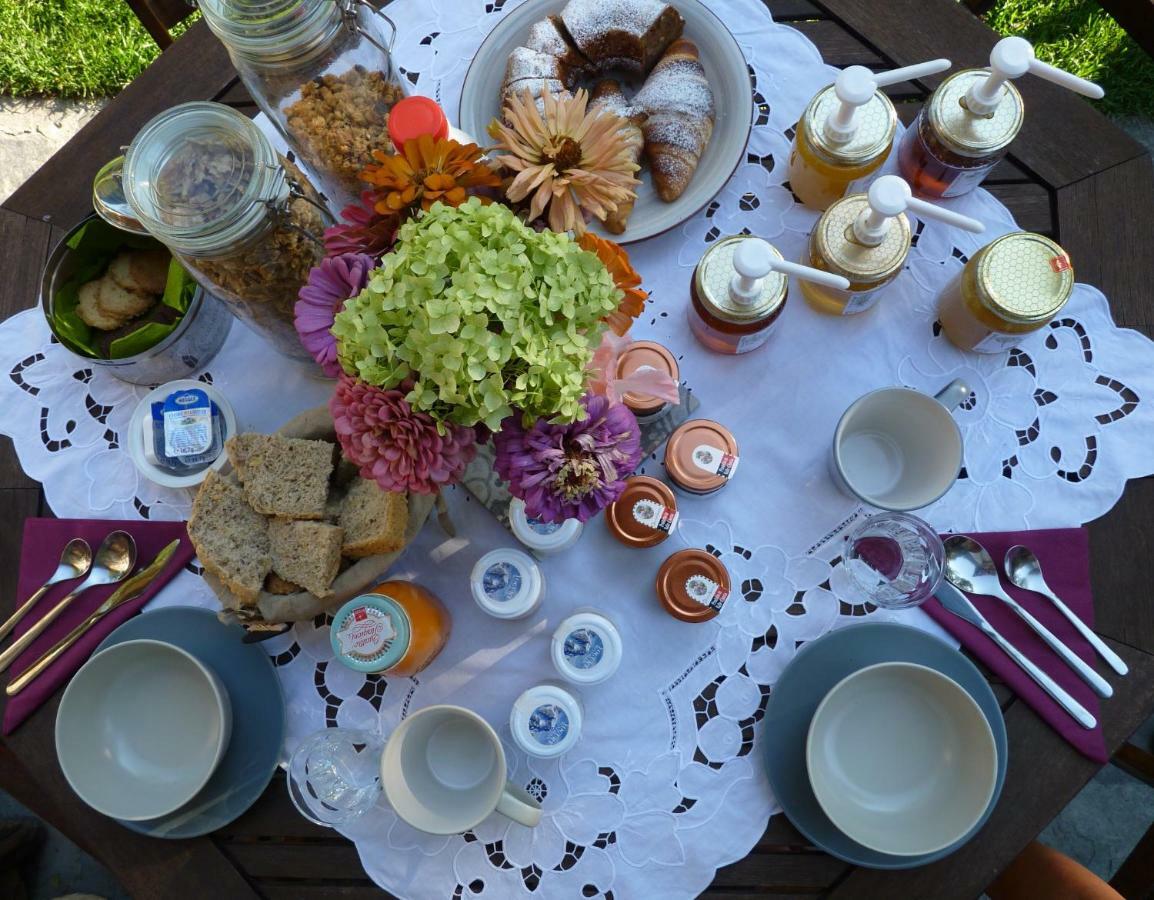 Grange Epiney Bed E Breakfast Acomodação com café da manhã La Salle Exterior foto